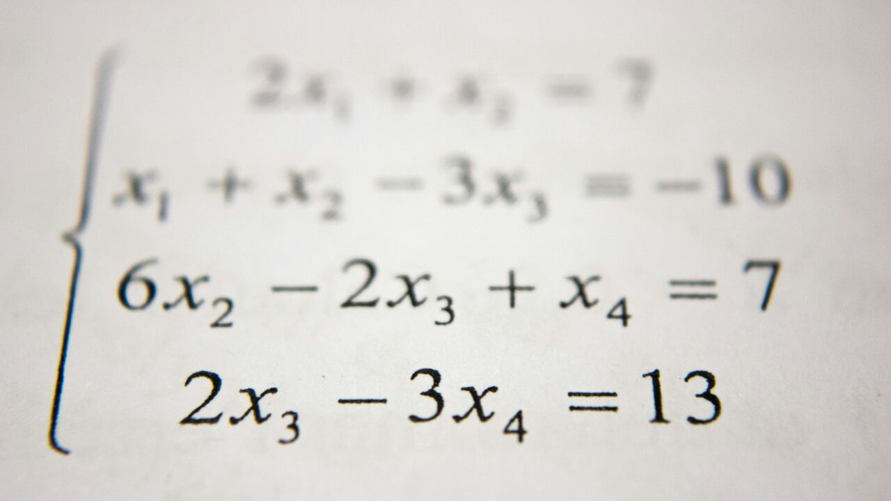 Descubre los Secretos Matemáticos detrás de la IA